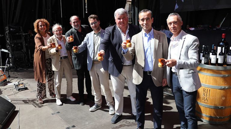 La VIII Gran Fiesta de la Vendimia de la D.O. Ribera del Duero cerró con éxito cuatro días de vino, música y cultura en Aranda de Duero