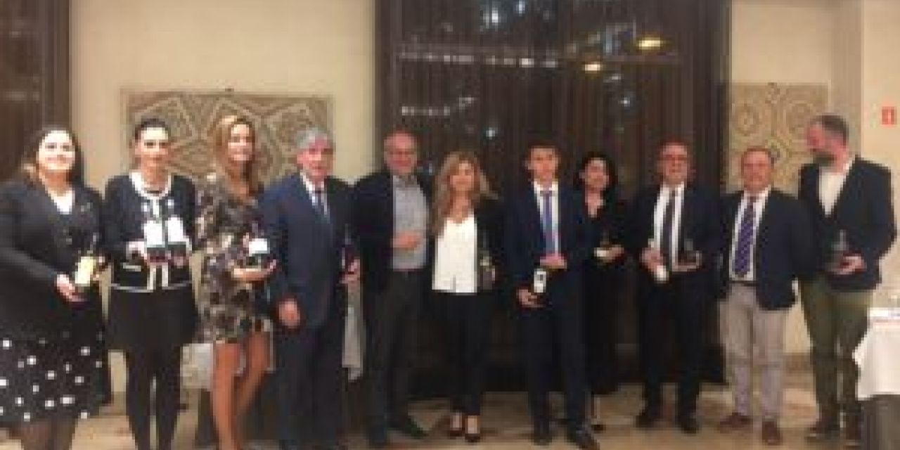  Homenaje a Javier Carmona con cata de Fondillones por la UEC