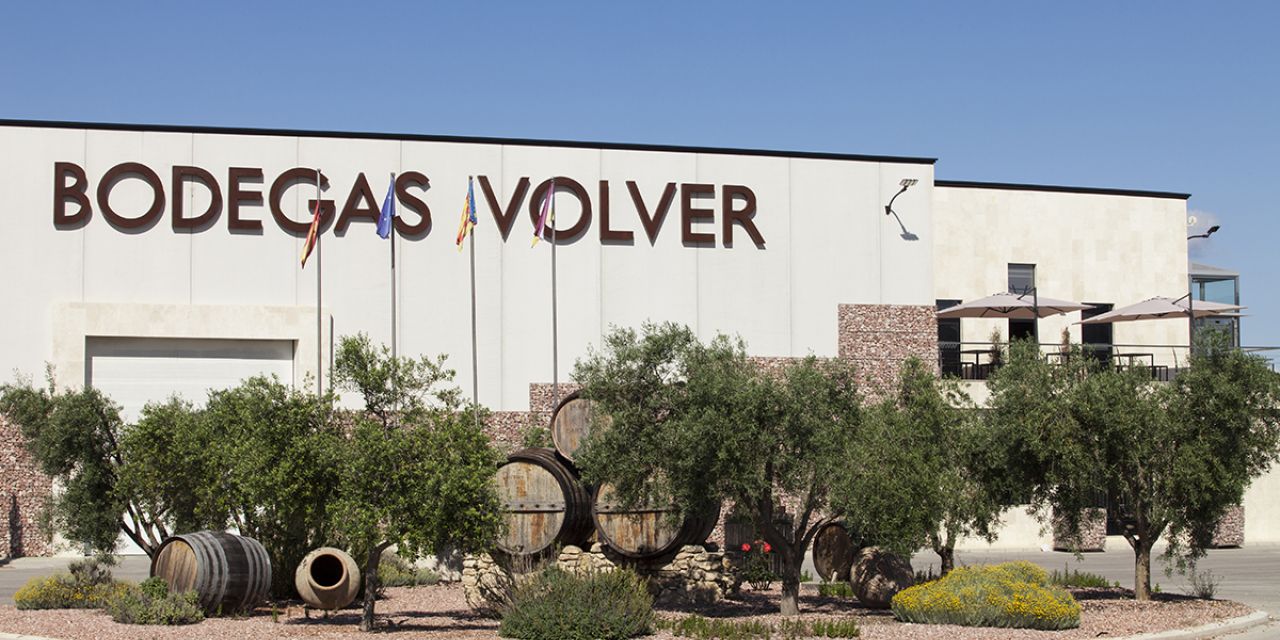  Bodegas Volver triunfa en la Guía de Wine Spectator 2019